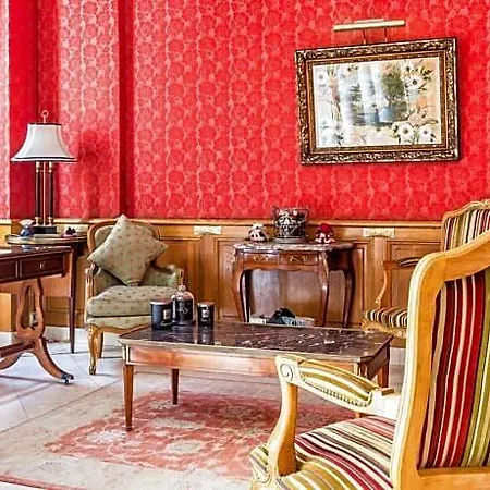 Regence Hotel Paris