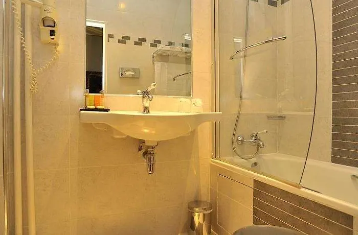 レジェンス ホテル パリ