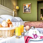 Regence Hotel Paris